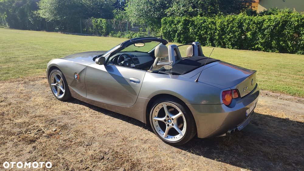 BMW Z4 2.5i - 6