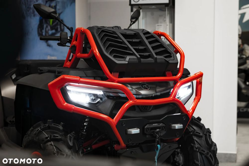 CFMoto CForce - 6