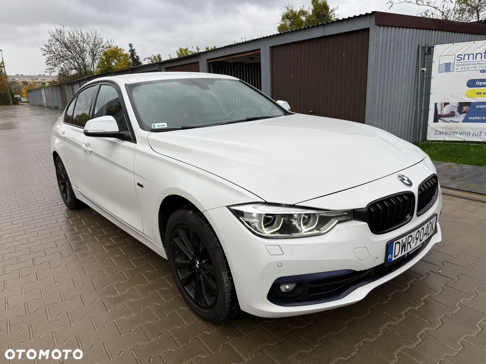 BMW Seria 3 318i - 7