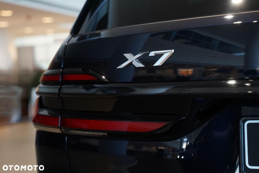 BMW X7 - 12