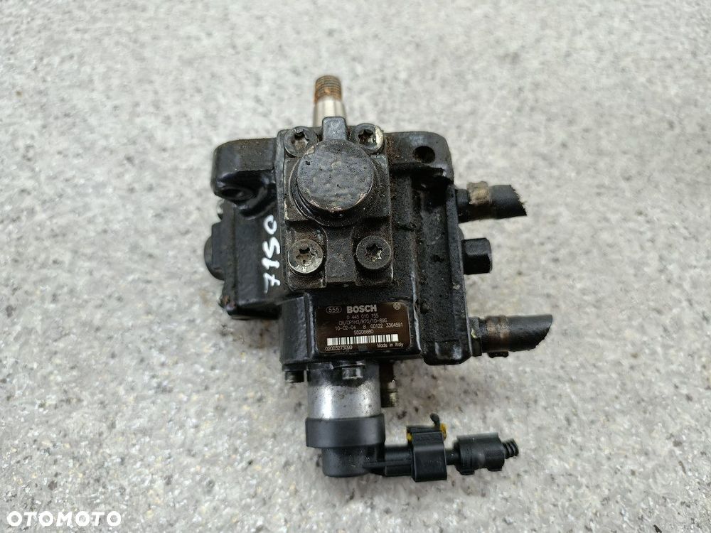 POMPA WTRYSKOWA OPEL ZAFIRA B 55206680 0445010155  BOSCHHATCHBACK 1.9 CDTI - 3