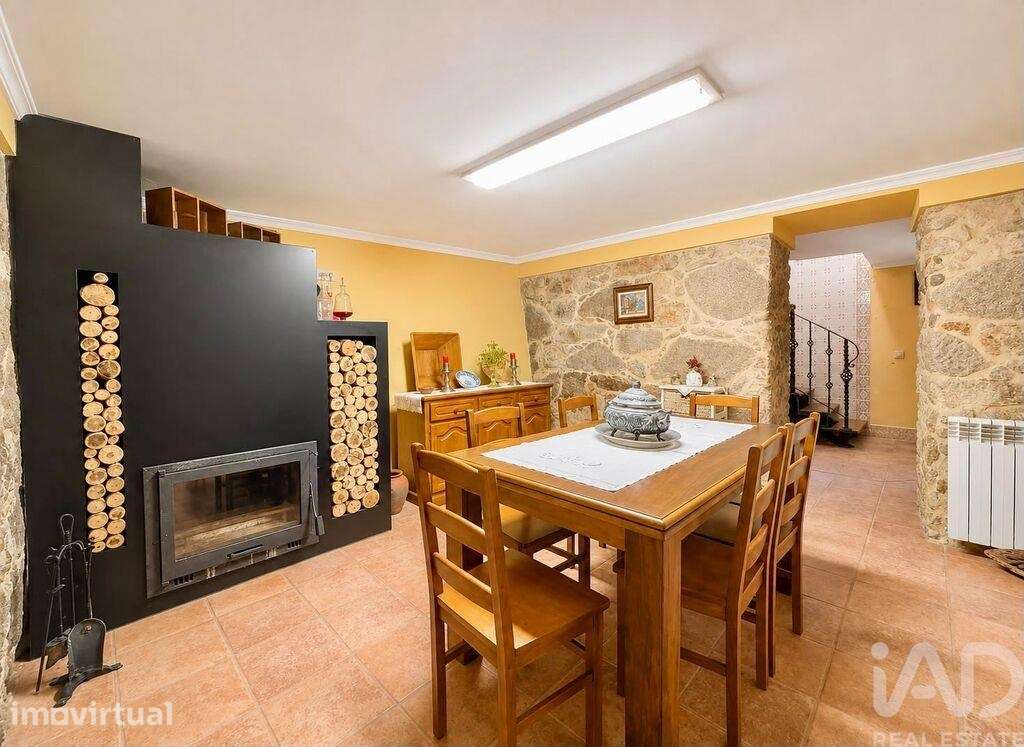Casa / Villa T3 em Rocas do Vouga de 174,23 m2 - Grande imagem: 5/15