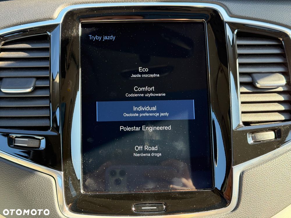 Volvo XC 90 D5 AWD Inscription 7os - 24