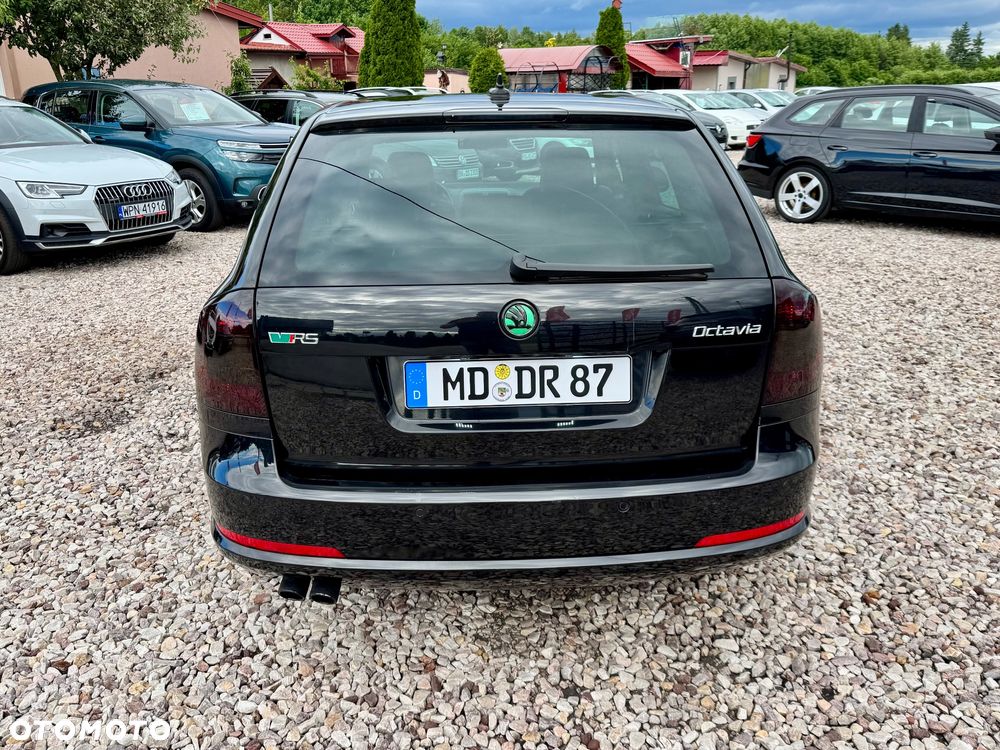 Skoda Octavia 2.0 TDI CR DPF RS - 13