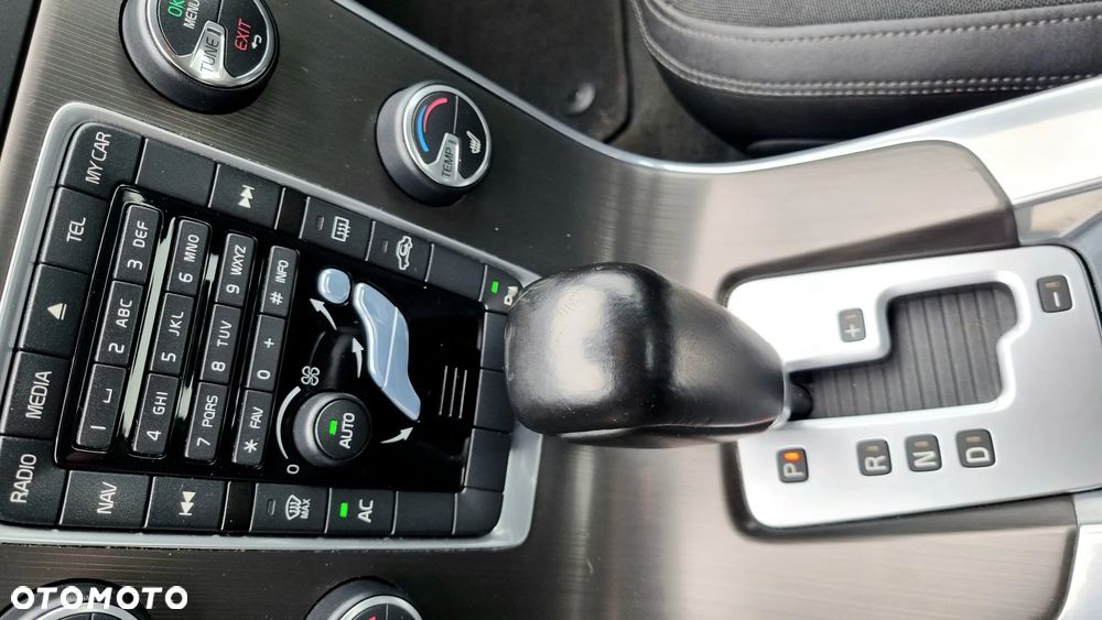Volvo S60 D3 Geartronic Momentum - 25