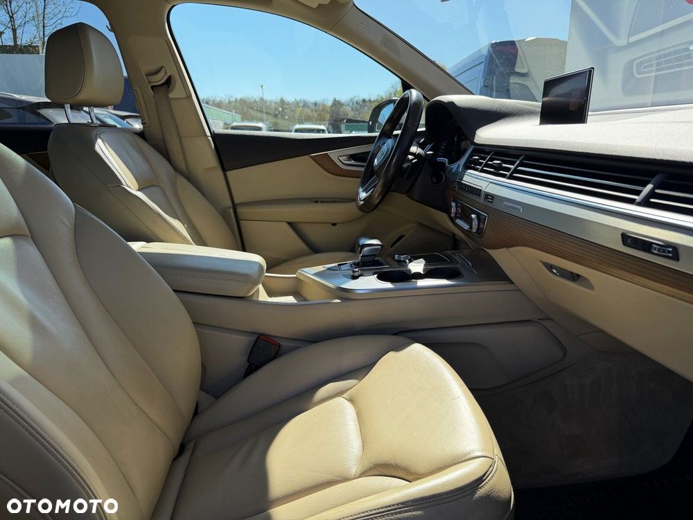 Audi Q7 3.0 TDI Quattro Tiptronic - 37