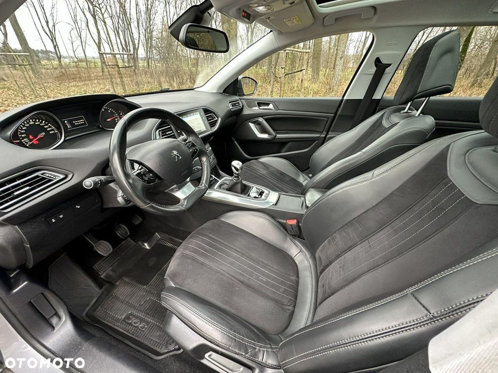 Peugeot 308 - 18