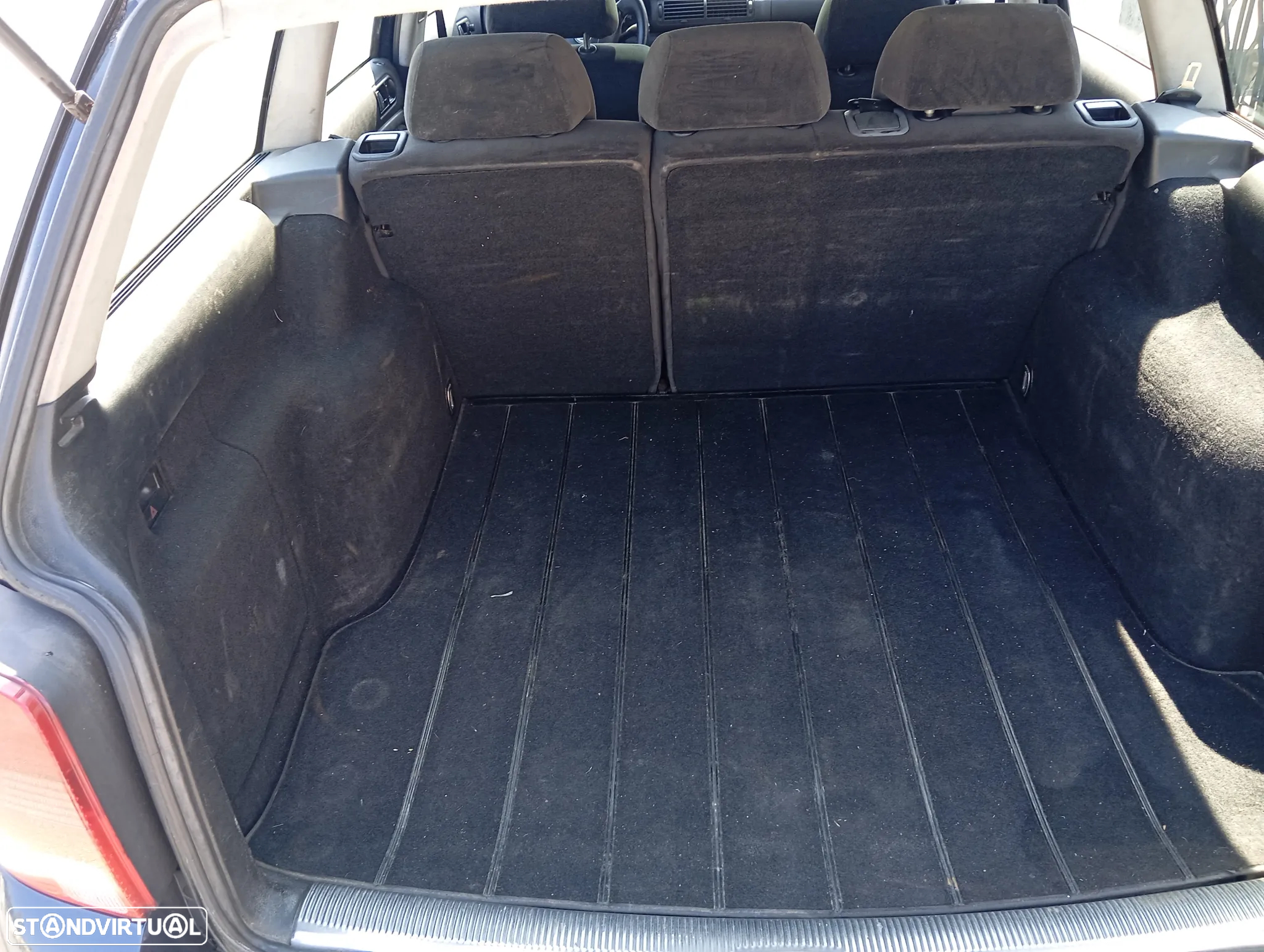 VW Passat Variant 1.9 TDi Confortline - 13