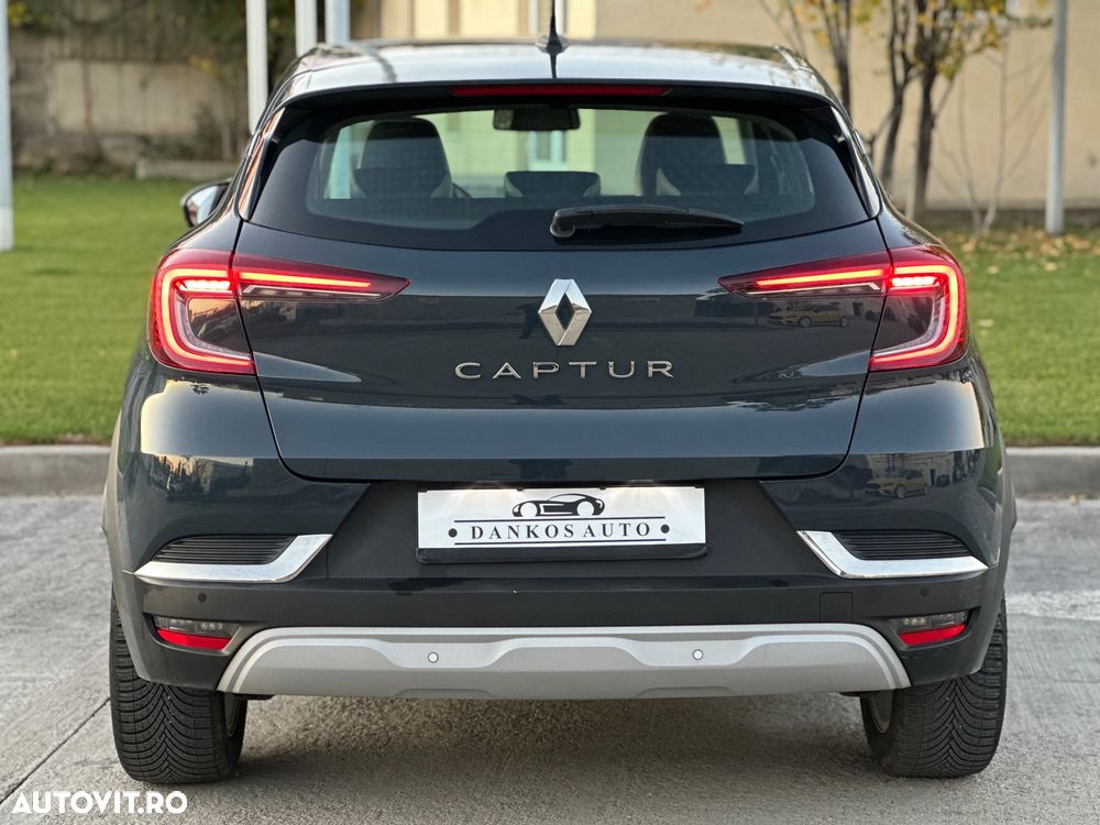 Renault Captur - 3