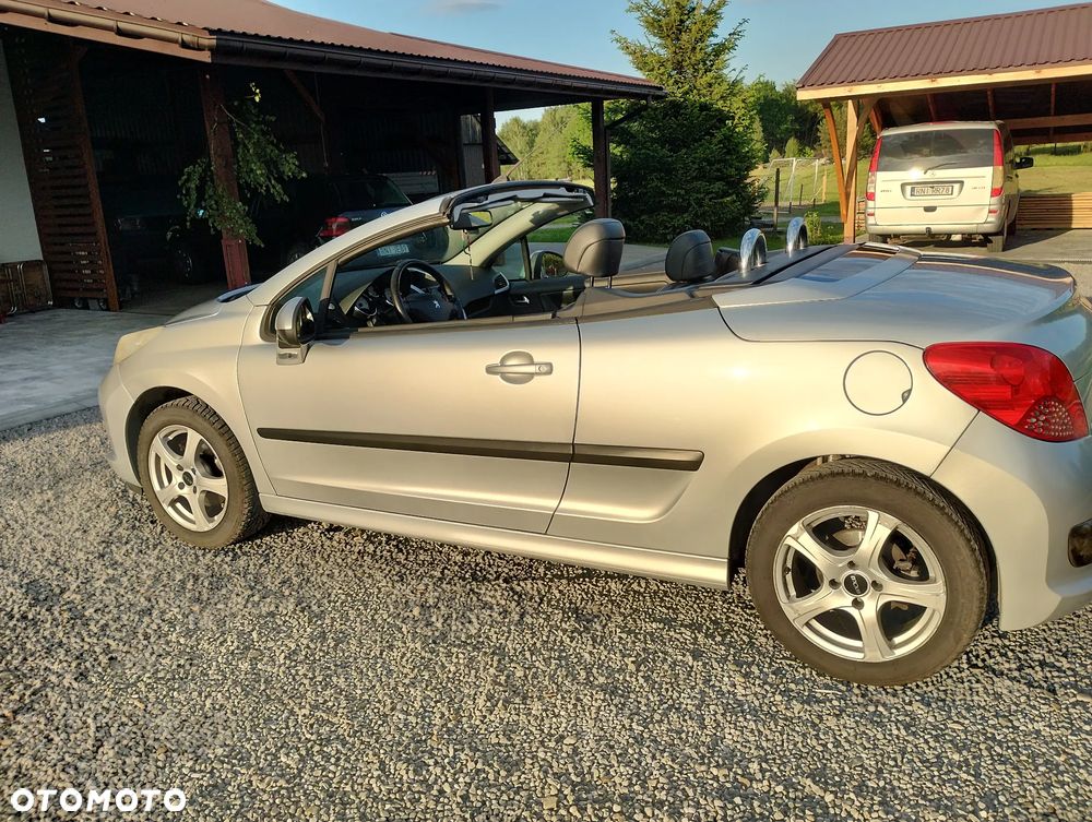 Peugeot 207 CC - 5