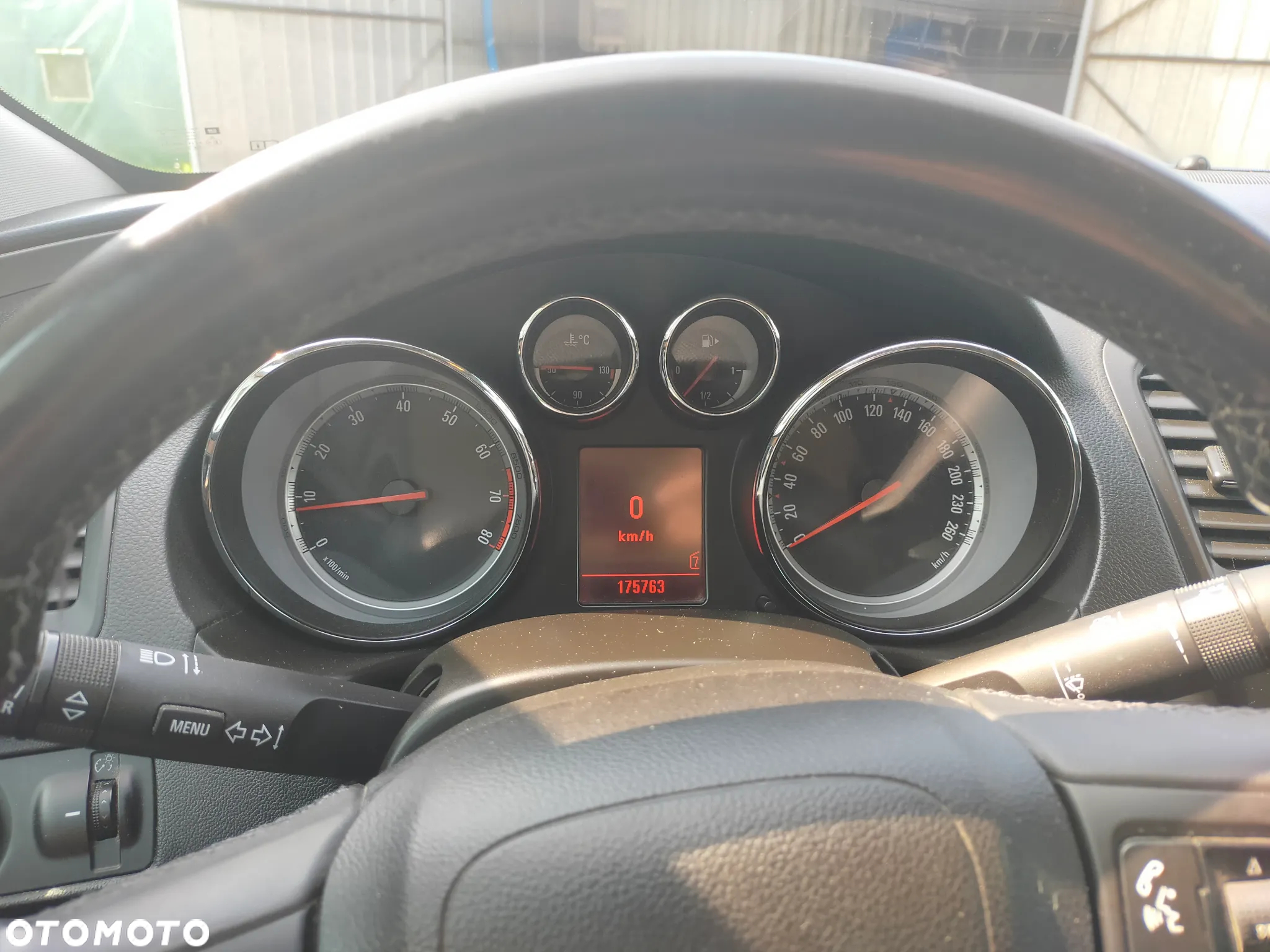 Opel Insignia 1.8 - 7