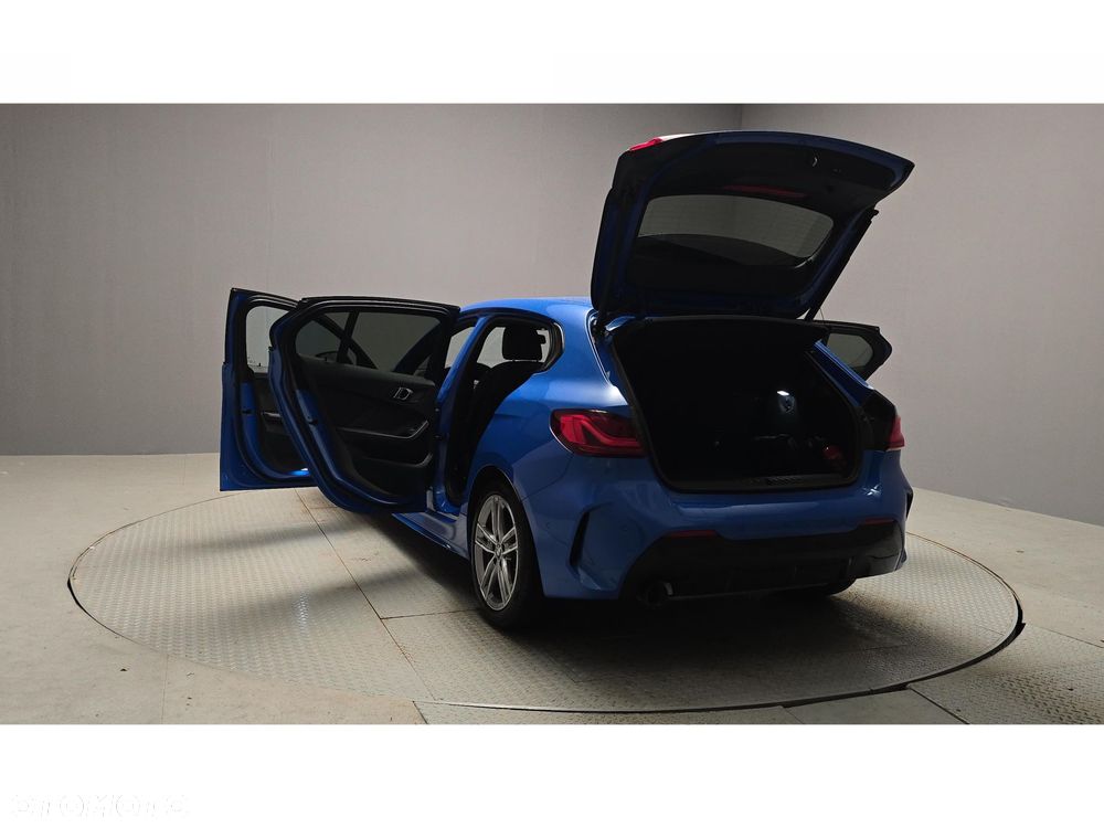 BMW Seria 1 118i - 11