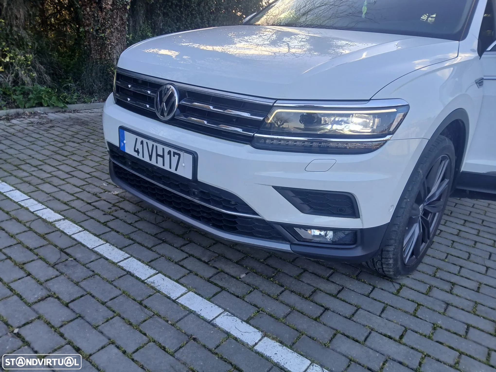 VW Tiguan Allspace 2.0 TDI Highine DSG - 9