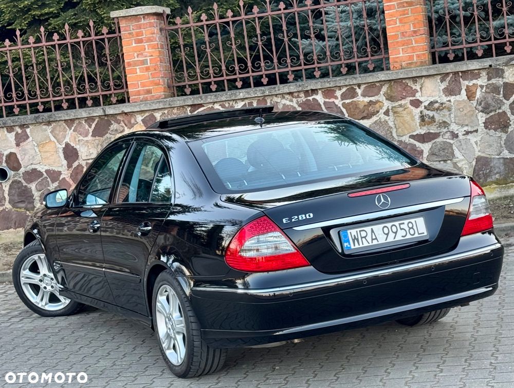 Mercedes-Benz Klasa E - 18
