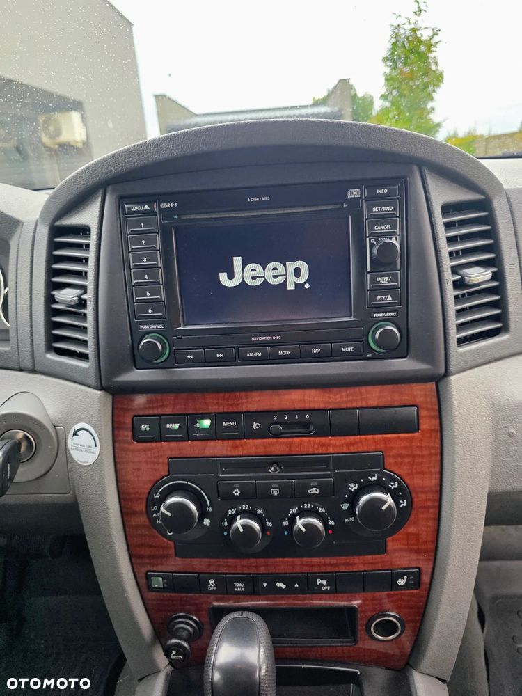 Jeep Grand Cherokee 5.7 V8 Limited - 30