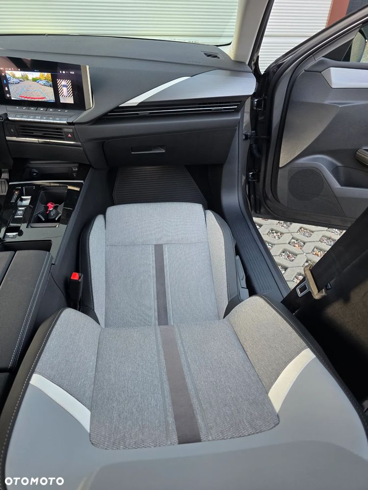 Opel Astra 1.2 Turbo Automatik Business Edition - 33