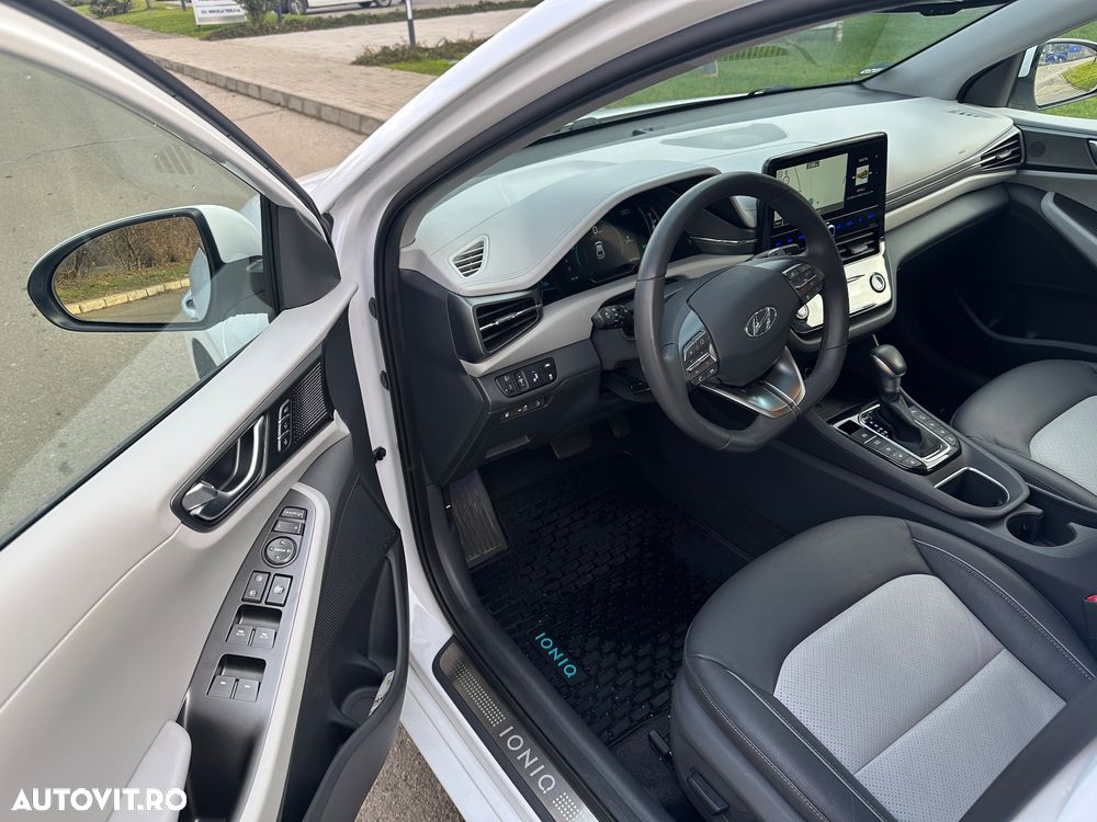 Hyundai IONIQ Plug-in-Hybrid 1.6 GDI Premium - 6