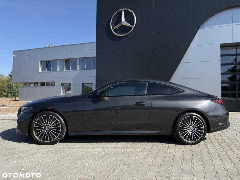 Mercedes-Benz CLE - 2