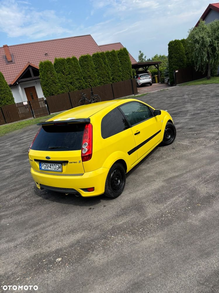 Ford Fiesta - 3
