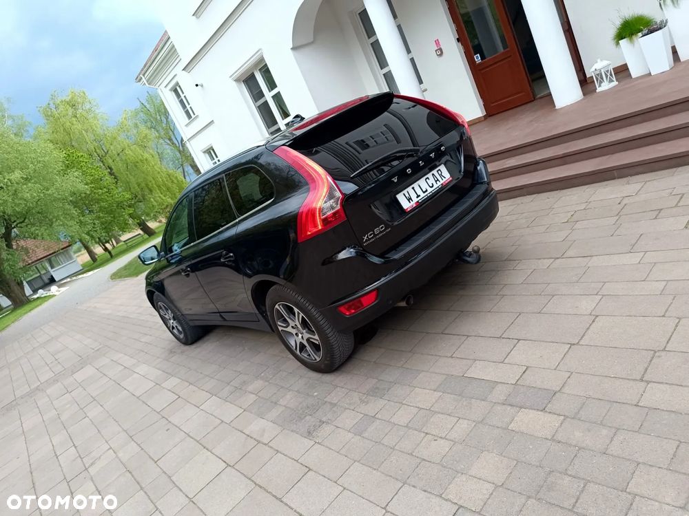 Volvo XC 60 D4 Geartronic Momentum - 19