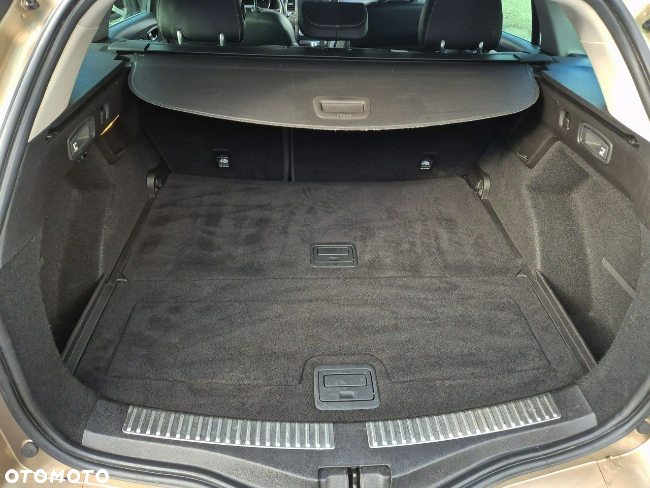Renault Megane Grandtour ENERGY TCe 130 BOSE EDITION - 5