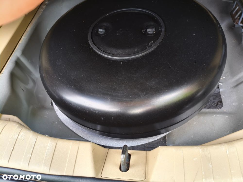 Honda CR-V 2.0i Executive - 28