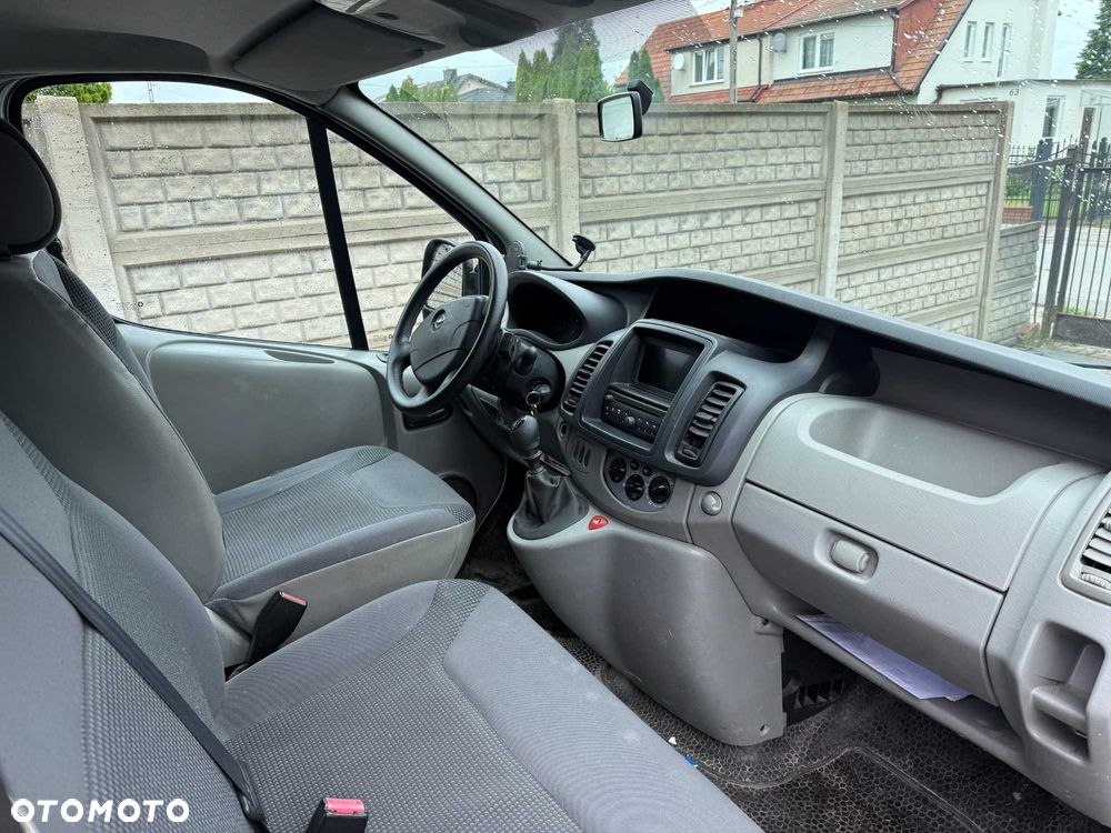 Opel Vivaro - 6
