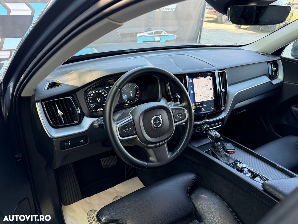 Volvo XC 60 D4 Geartronic Momentum Pro - 12