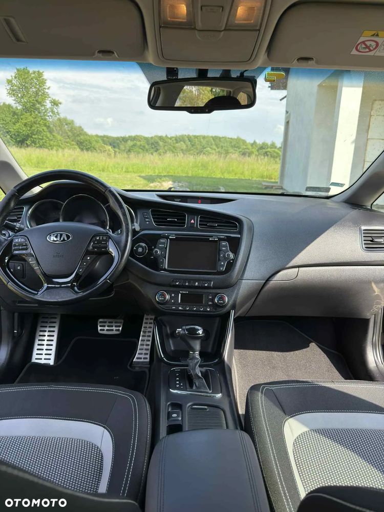 Kia Ceed 1.6 GDI L DCT - 25