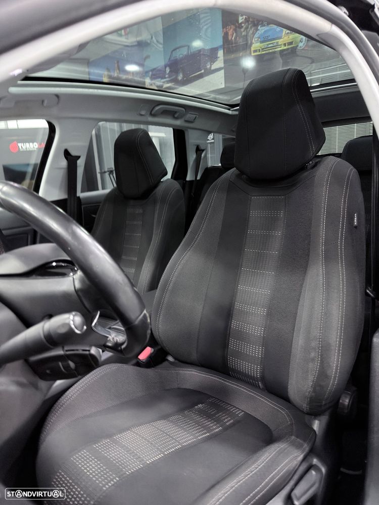 Peugeot 308 SW 1.6 e-HDi Allure J18 - 12