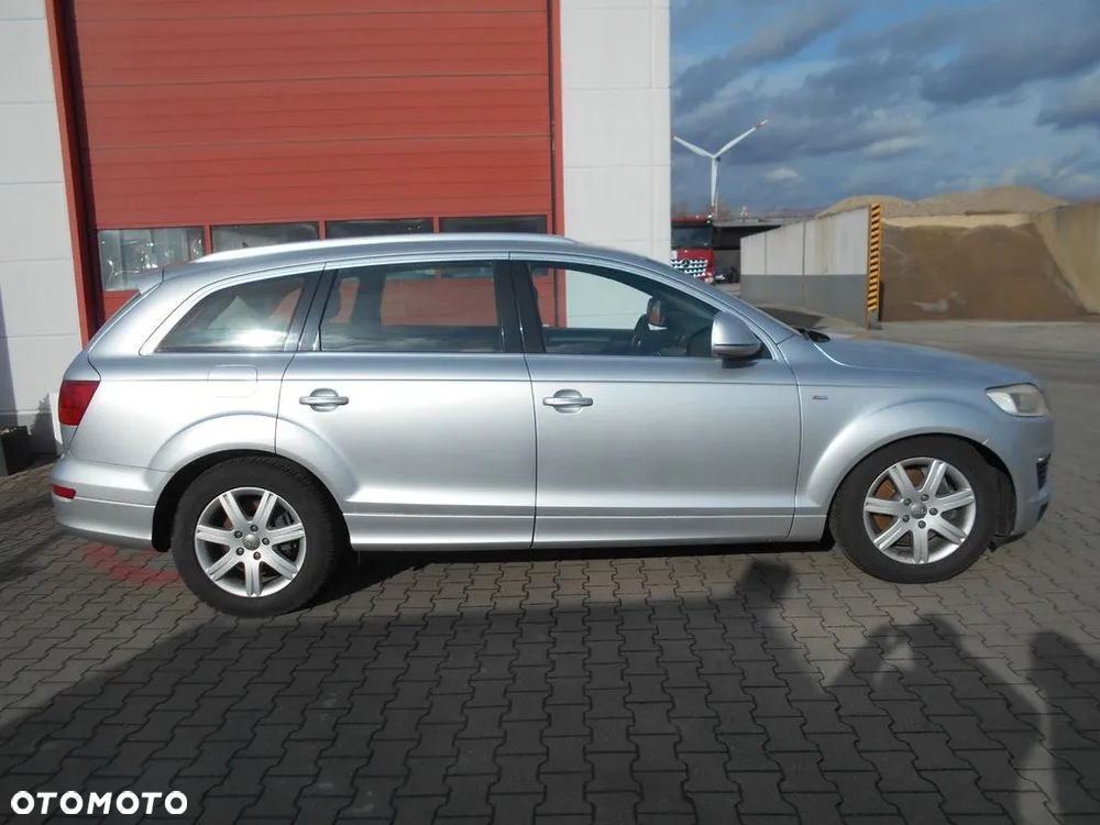 Audi Q7 3.6 FSI Quattro Tiptronic - 9