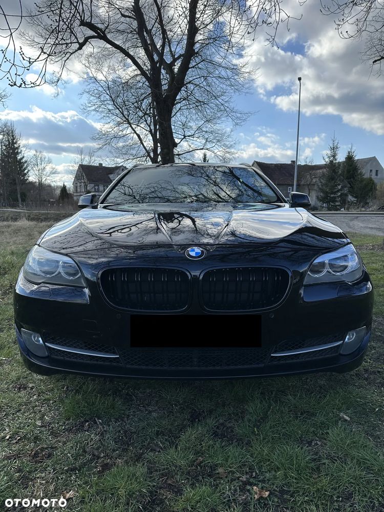 BMW Seria 5 520i Touring - 2