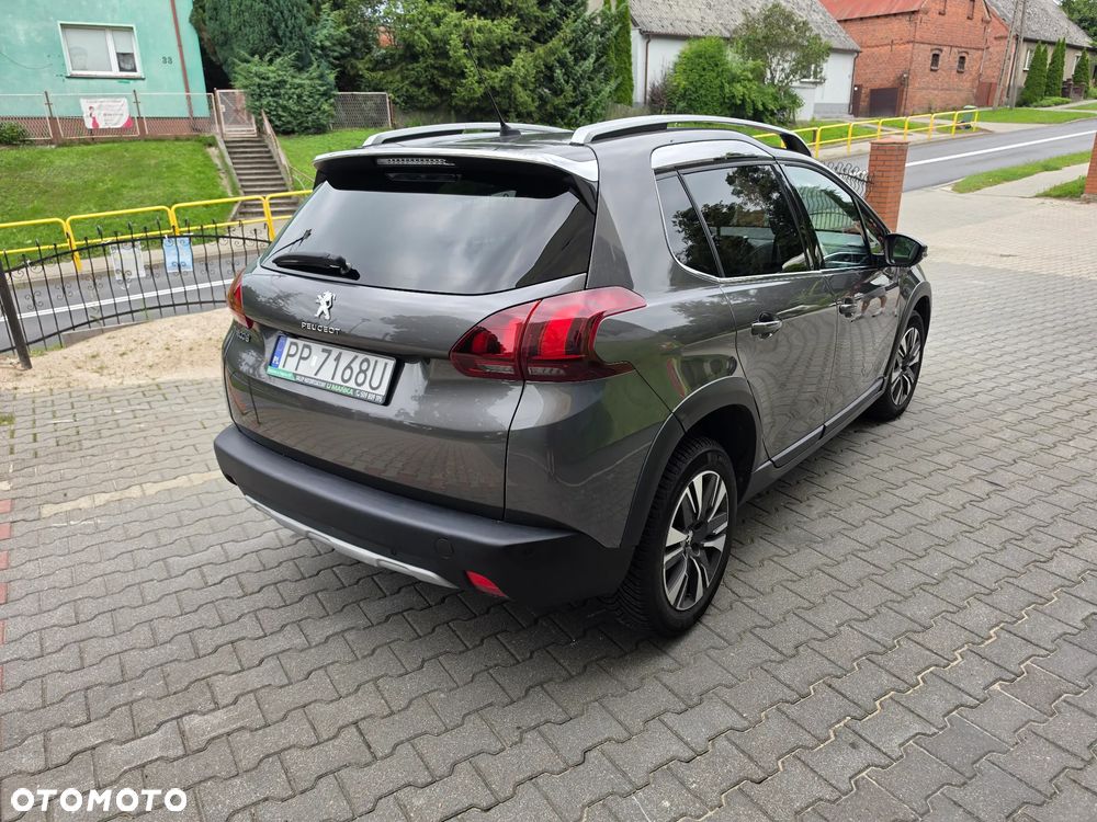 Peugeot 2008 1.2 Pure Tech Allure S&S EAT6 - 4