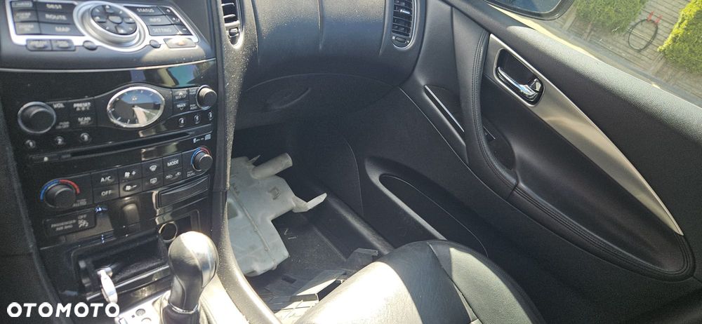 INFINITI EX35 3.5 VQ35HR 08-13 - LAMPKA PODSUFITKI OŚWIETLENIE WNĘTRZA KABINY - 21