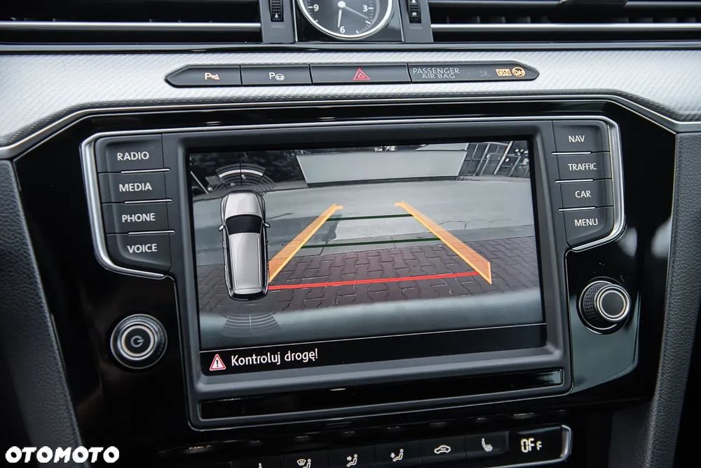 Volkswagen Passat - 23