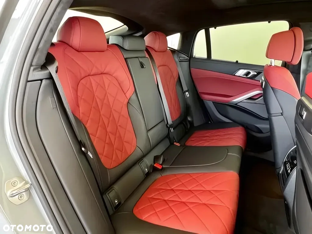 BMW X6 xDrive40i - 14
