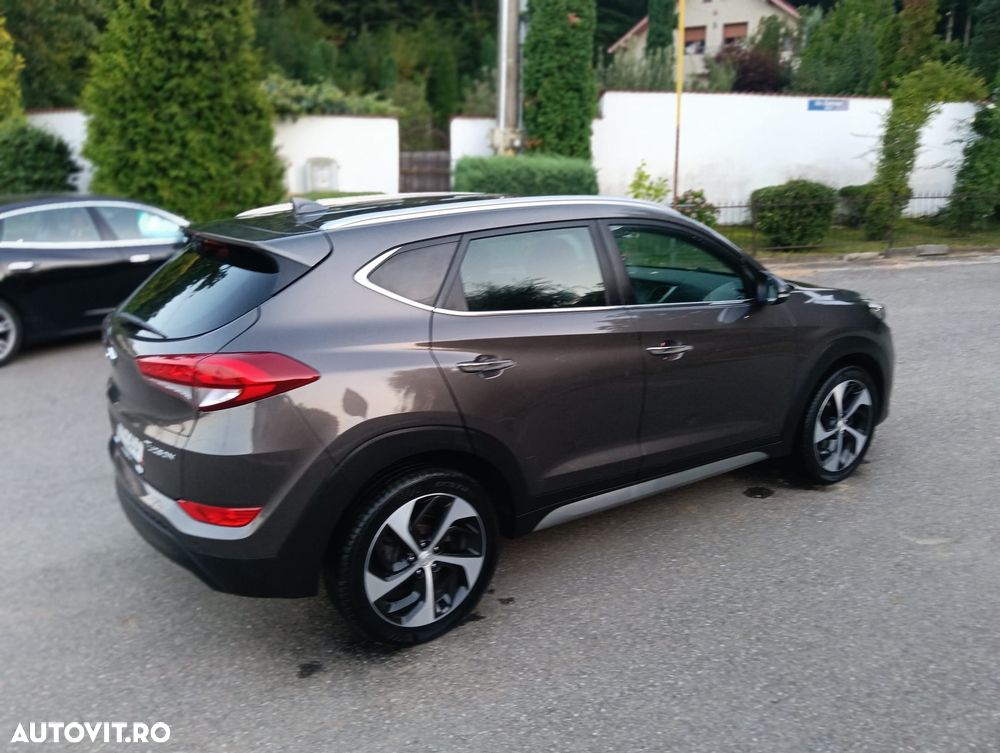 Hyundai Tucson blue 1.7 CRDi 2WD DCT Style - 33