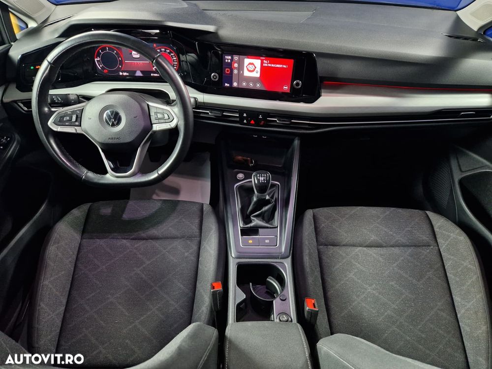 Volkswagen Golf - 12