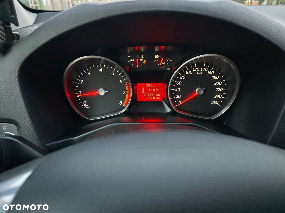 Ford Mondeo - 33