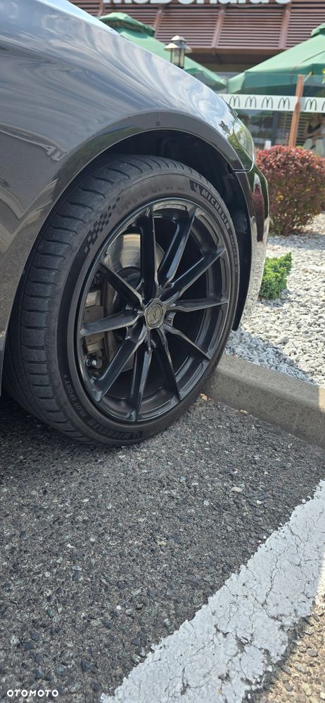 BMW Seria 5 530d xDrive - 16