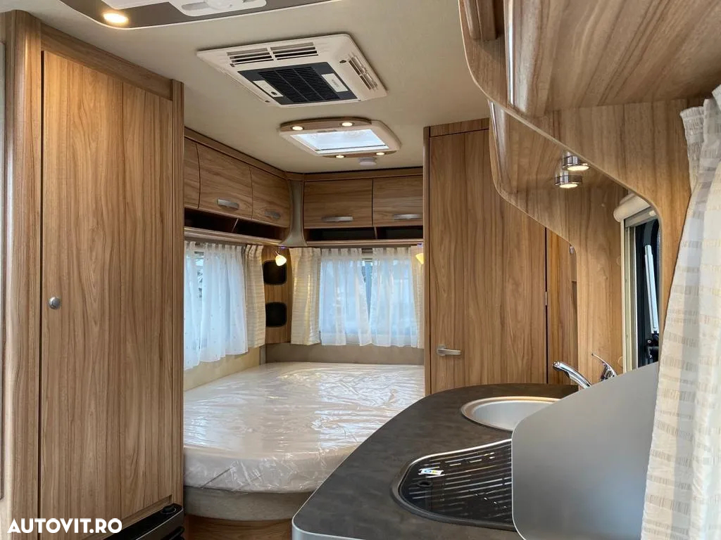 Hymer-Eriba Nova Light 465 - 10