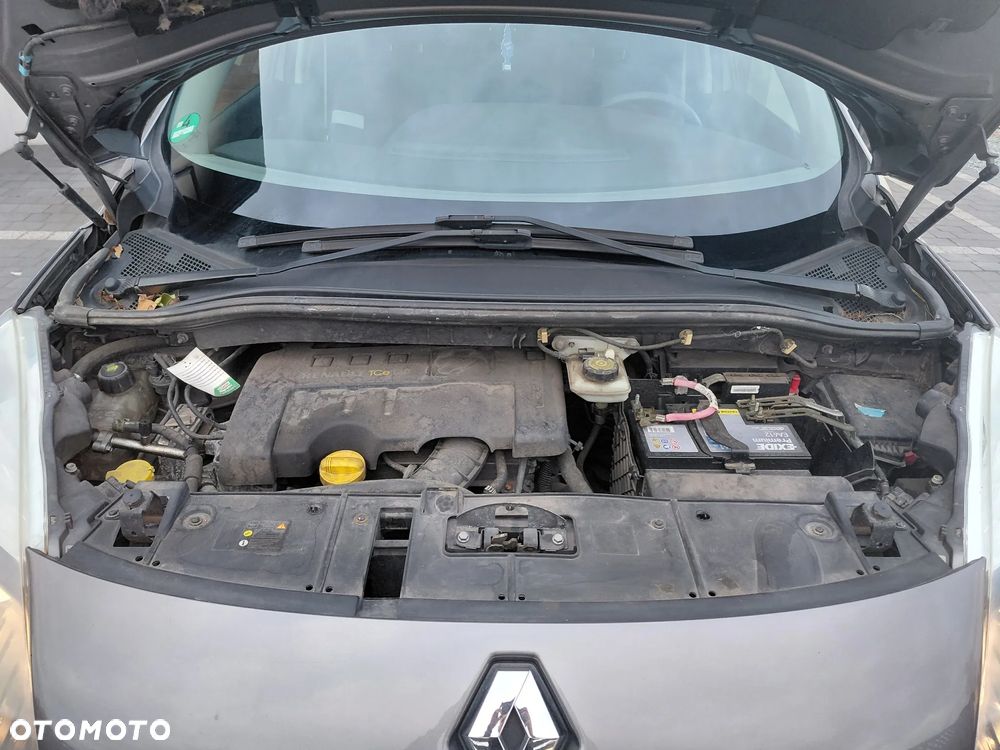 Renault Grand Scenic TCe 130 Bose Edition - 24