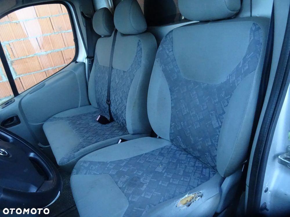 Opel Vivaro na części maska zderzak błotnik drzwi - 8