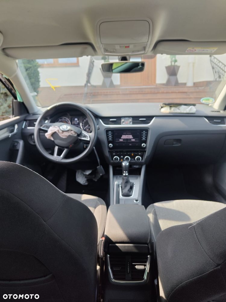 Skoda Octavia 1.5 TSI ACT DSG Soleil - 33