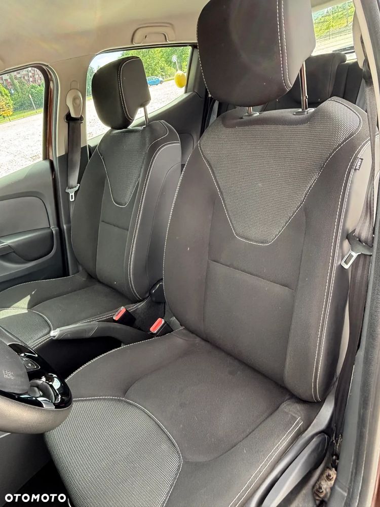 Renault Clio 1.2 16V Life - 17