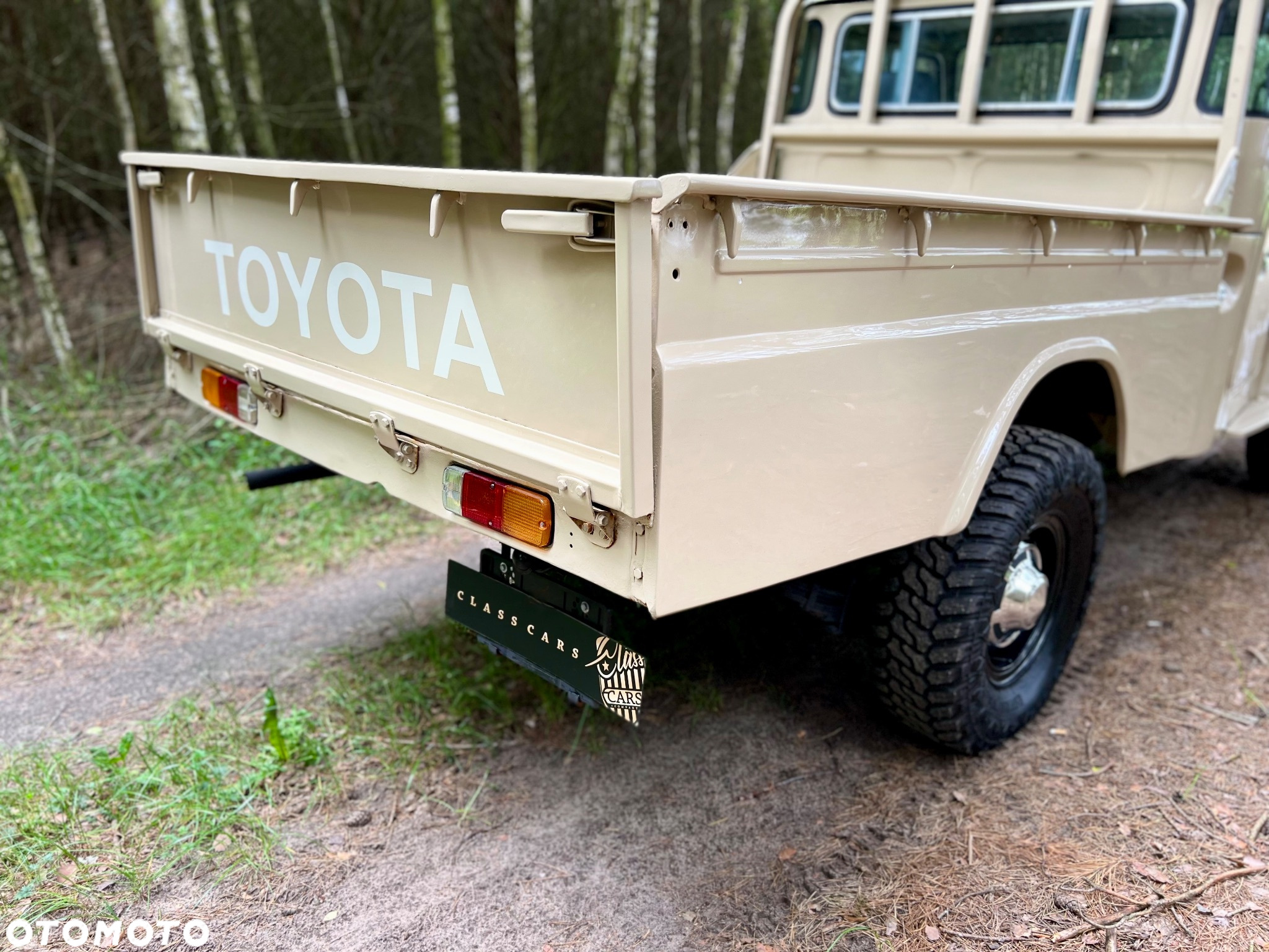Toyota FJ - 21