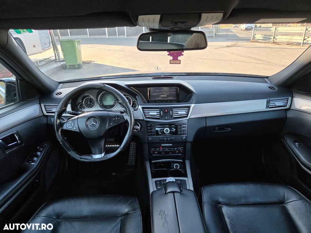 Mercedes-Benz E 350 CDI DPF BlueEFFICIENCY 7G-TRONIC - 35