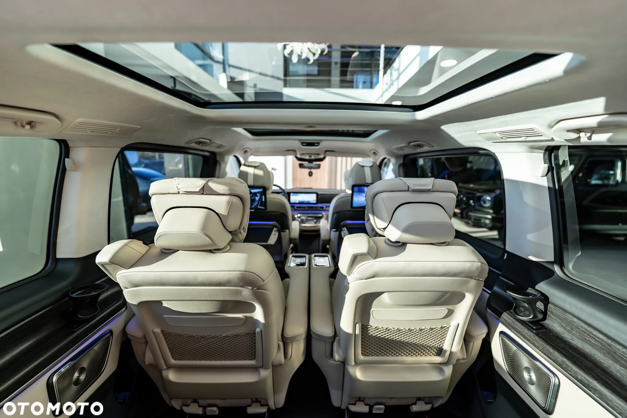 Mercedes-Benz Klasa V 300 d lang 4Matic 9G-TRONIC Exclusive Edition - 33