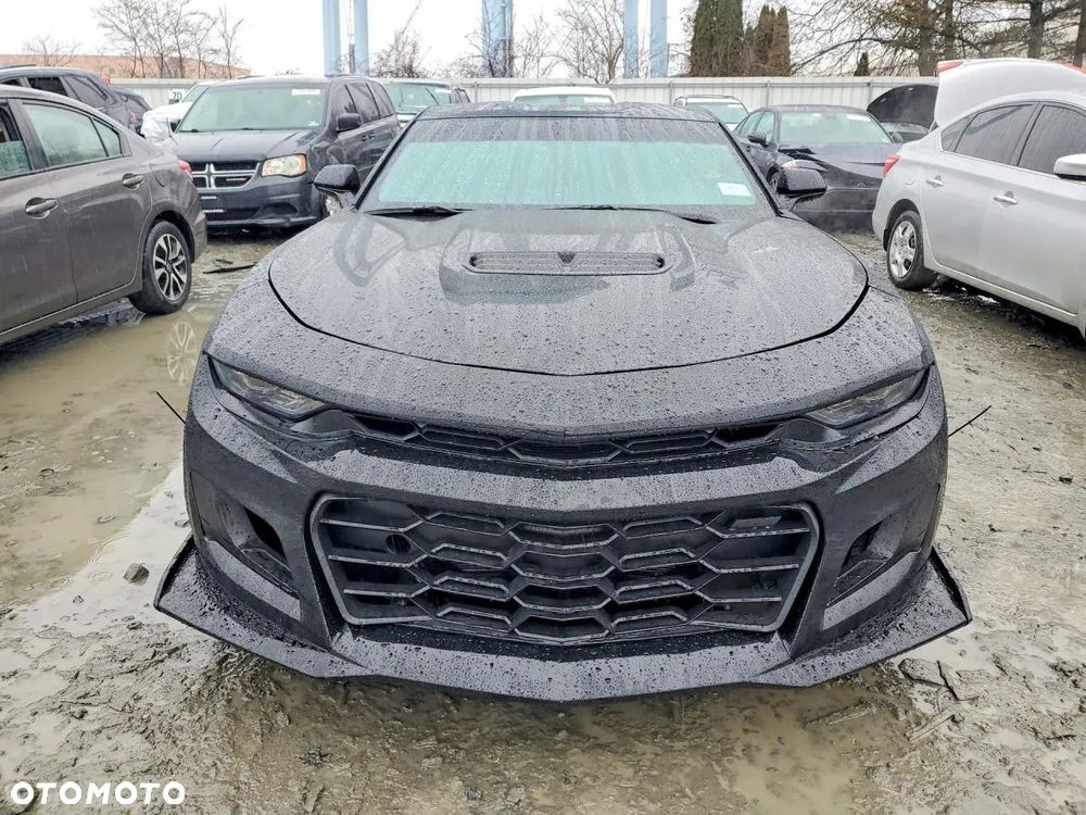 Chevrolet Camaro - 5