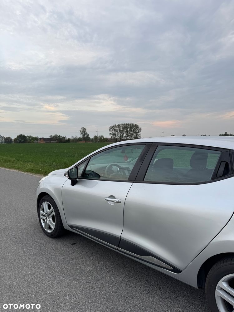 Renault Clio 1.5 dCi Energy Intens - 17